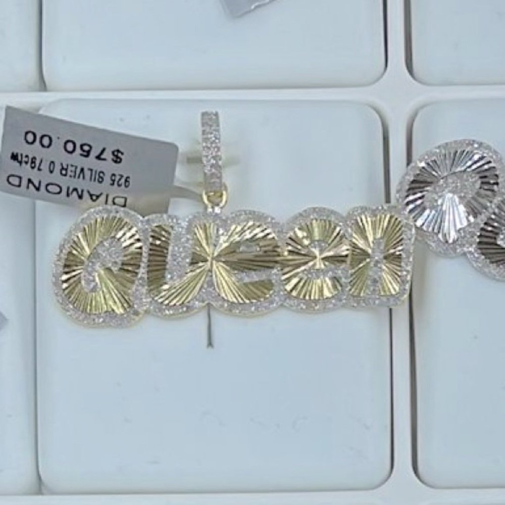 REAL DIAMOND Queen custom made pendant charm .83ct best gift appraisal docs incl - Picture 3 of 9